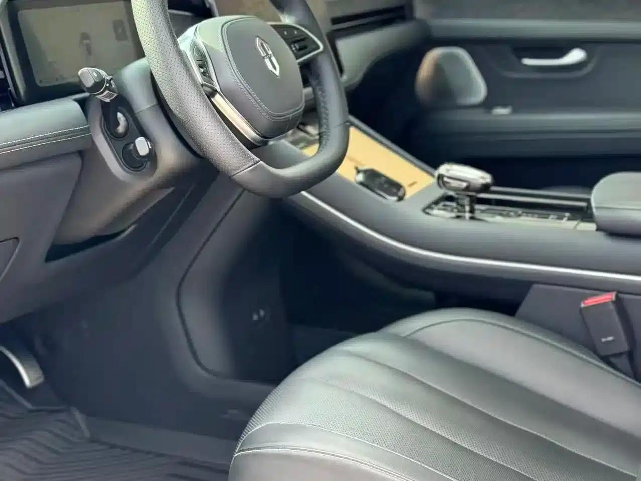 Wenjie M7 2022 1.5T AWD Luxury Edition — миниатюра 11