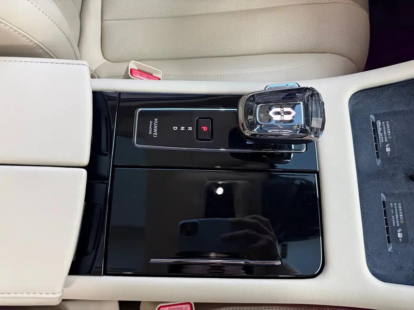 Wenjie M7 2024 1.5T Intelligent Driving 4WD Max Edition 5-seater — миниатюра 5