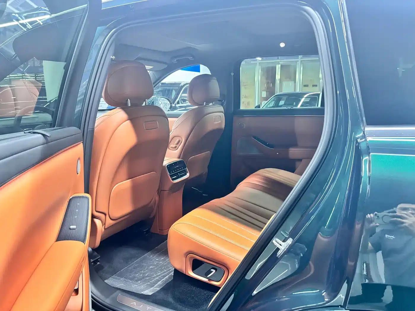 Wenjie M7 2026 Model Extended Range Ultra 4WD Version (5 Seats, 192-line LiDAR) — миниатюра 9