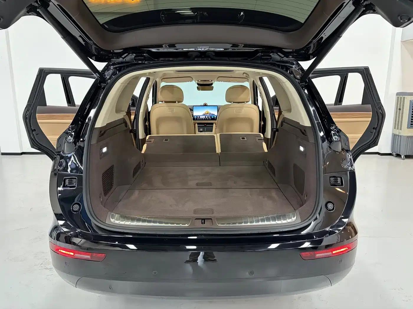 Wenjie M7 2024 1.5T Intelligent Driving 4WD Ultra Edition 5-seater — миниатюра 13
