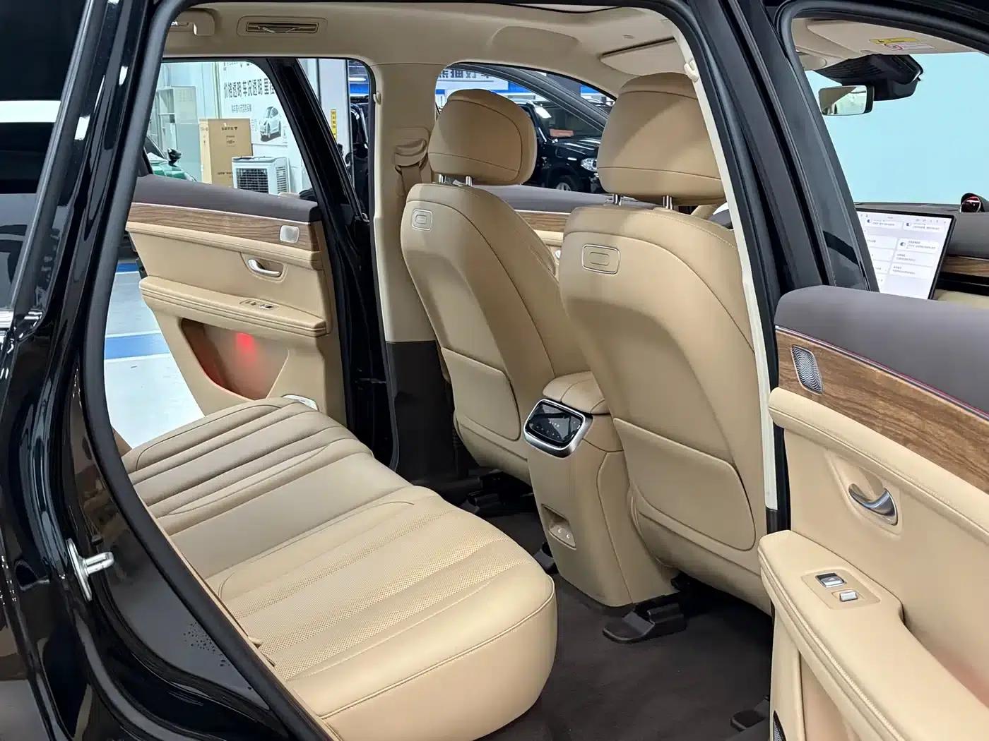 Wenjie M7 2024 1.5T Intelligent Driving 4WD Ultra Edition 5-seater — миниатюра 8