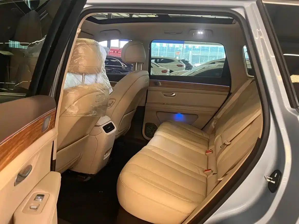 Wenjie M7 2024 1.5T Rear-Wheel Drive Plus Edition 5-Seater — миниатюра 9