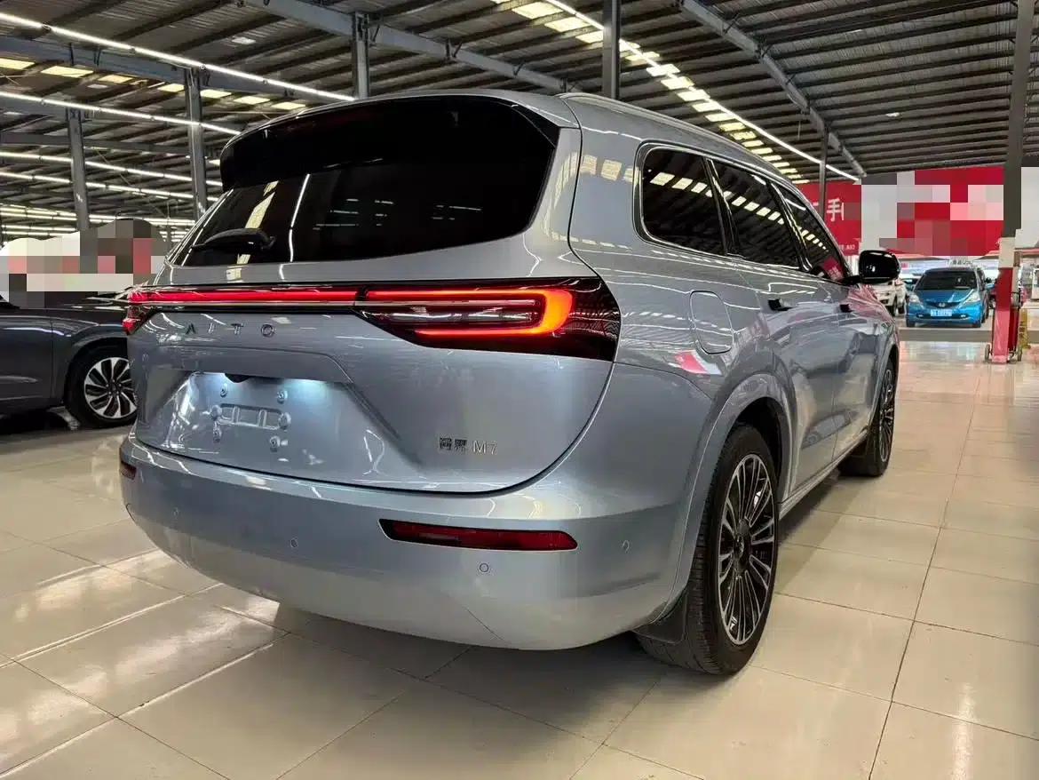 Wenjie M7 2024 1.5T Rear-Wheel Drive Plus Edition 5-Seater — миниатюра 10