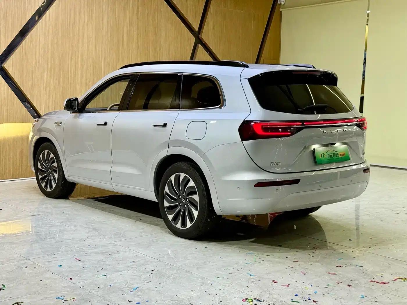 Wenjie M7 2024 1.5T Intelligent Driving 4WD Max Edition 5-seater — миниатюра 17