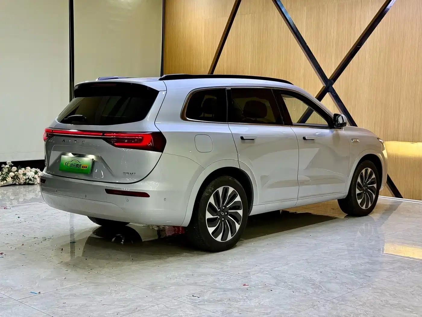 Wenjie M7 2024 1.5T Intelligent Driving 4WD Max Edition 5-seater — миниатюра 19