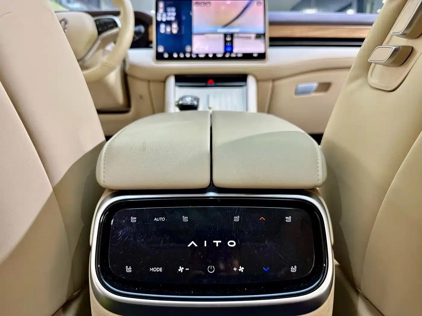 Wenjie M7 2024 1.5T Intelligent Driving 4WD Max Edition 5-seater — миниатюра 8
