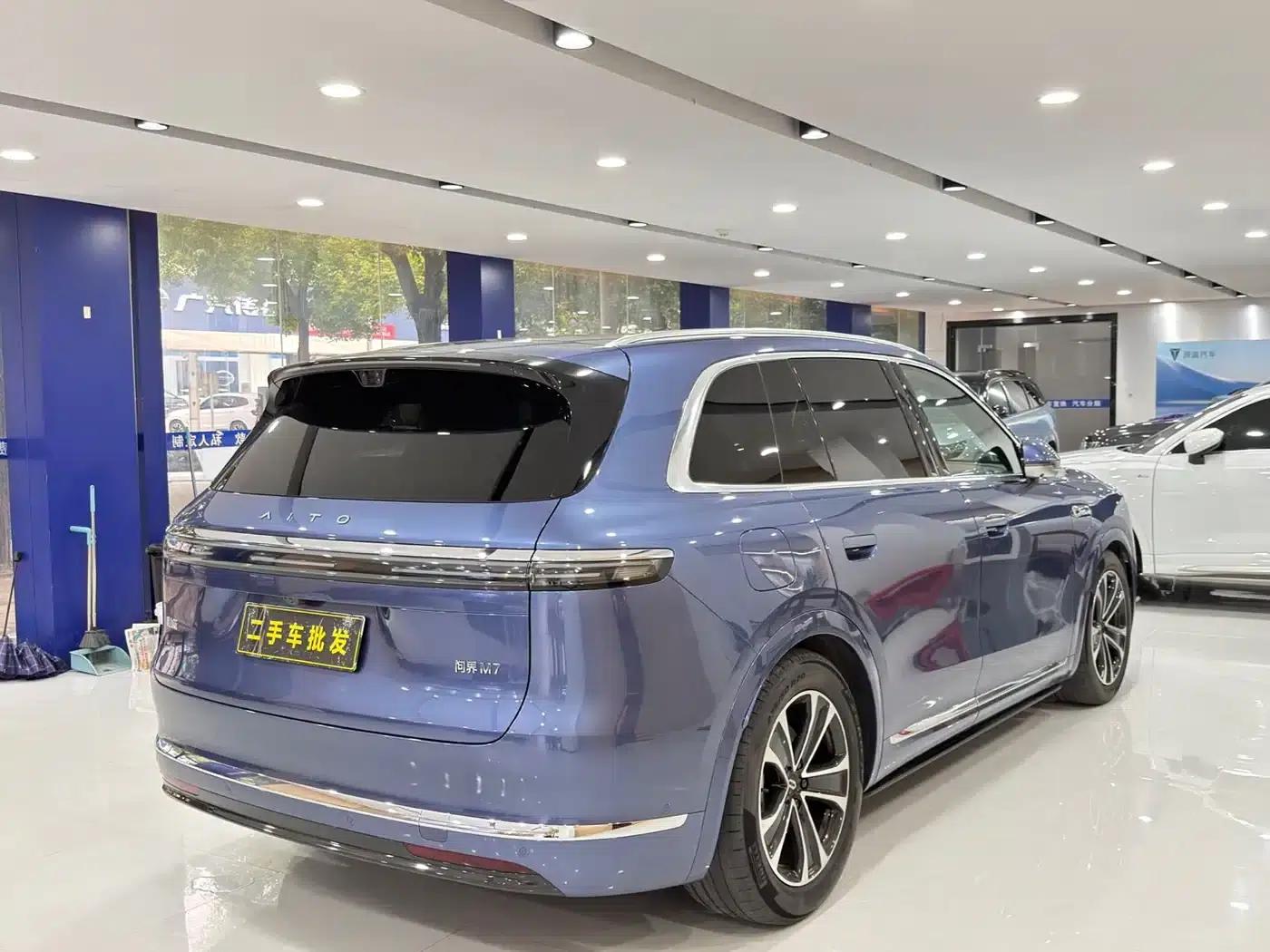 Wenjie M7 2026 Model Extended Range Ultra 4WD Version (5 Seats, 192-line LiDAR) — миниатюра 7