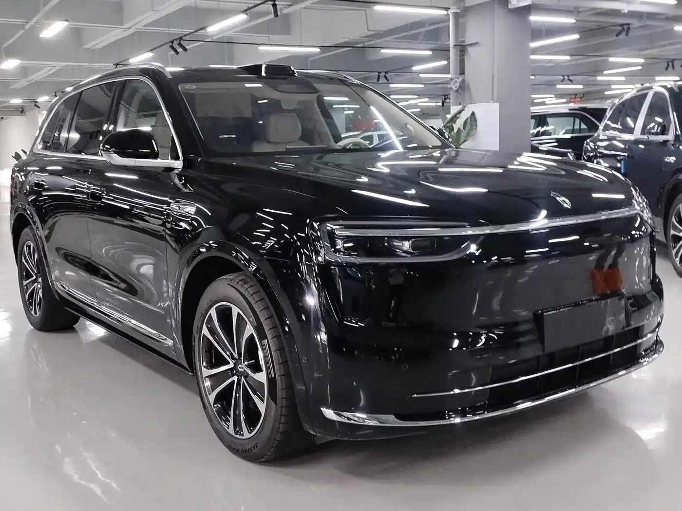 Wenjie M7 2026 Extended Range Max 4WD Version (6 Seats, 896-line LiDAR) — миниатюра 3