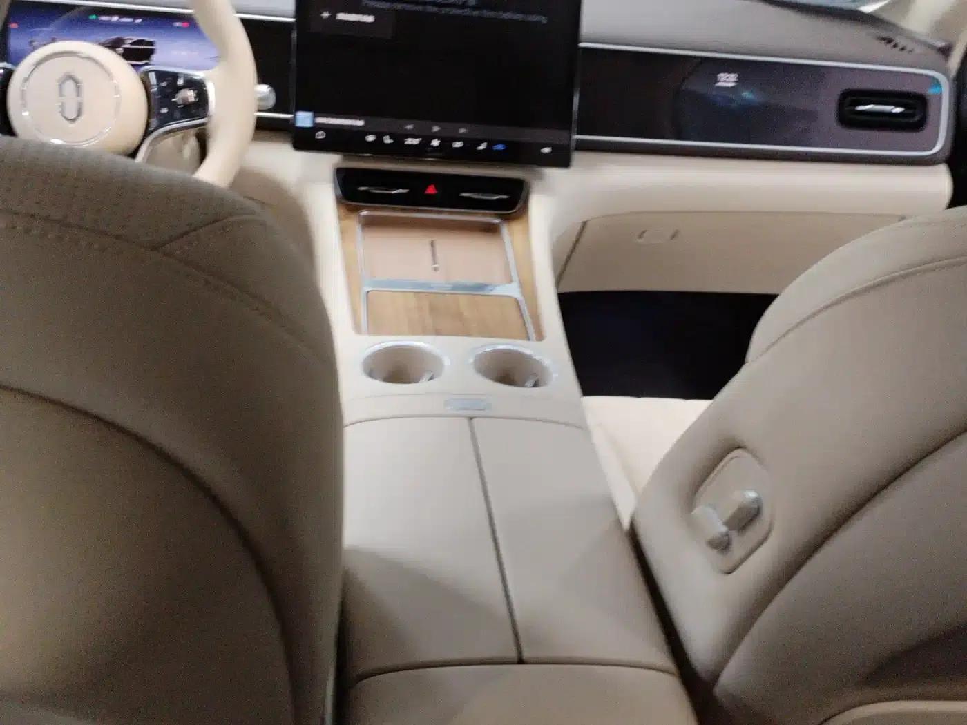 Wenjie M7 2026 Extended Range Max 4WD Version (6 Seats, 896-line LiDAR) — миниатюра 5
