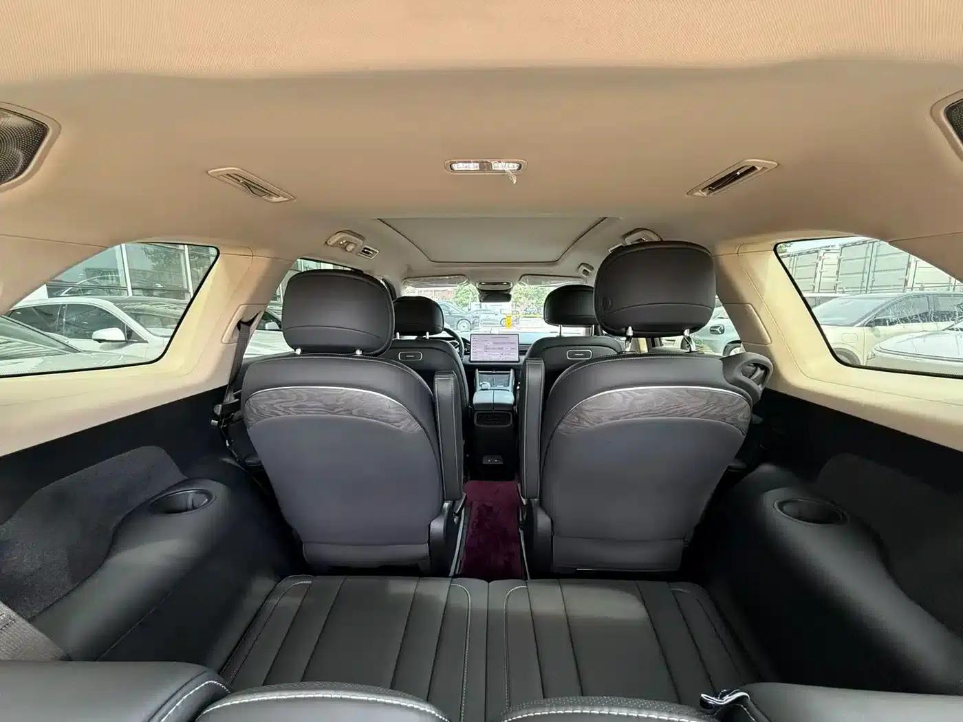 Wenjie M7 2024 1.5T Rear-Wheel Drive Plus Edition 6-Seater — миниатюра 11