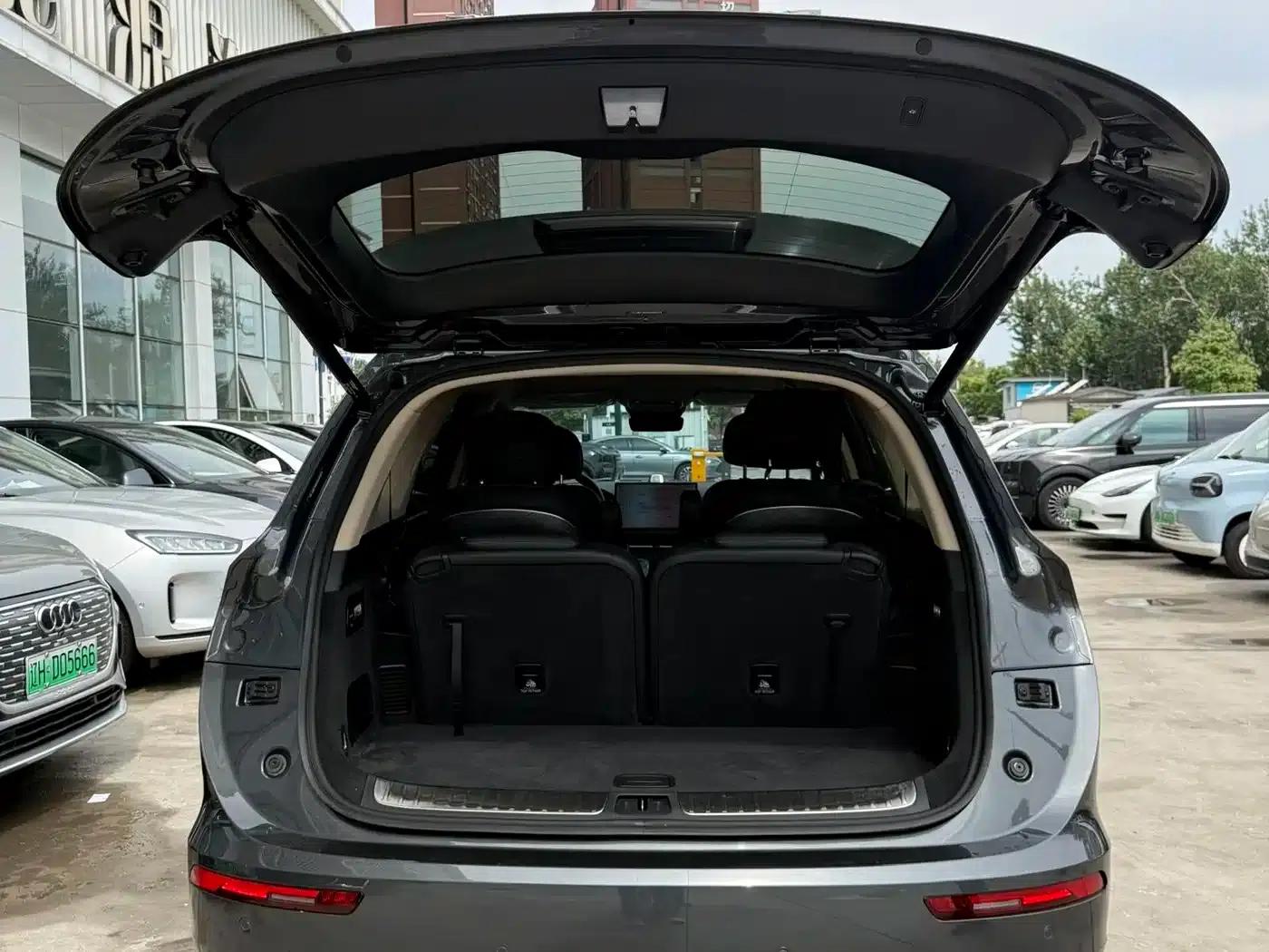 Wenjie M7 2024 1.5T Rear-Wheel Drive Plus Edition 6-Seater — миниатюра 17