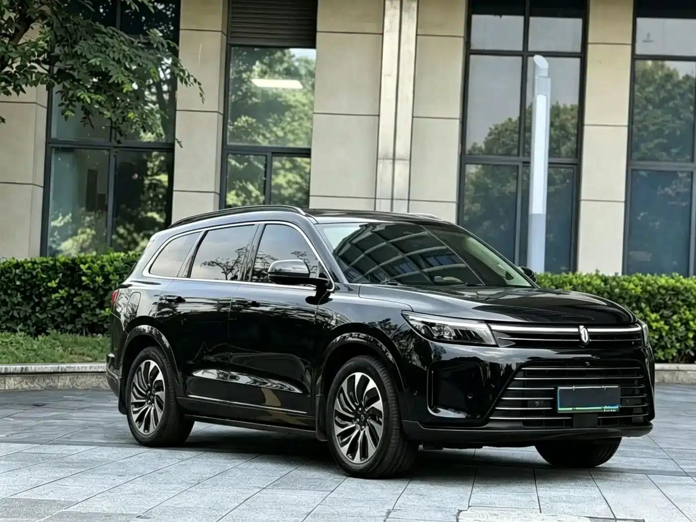 Wenjie M7 2024 1.5T Rear-Wheel Drive Plus Edition 6-Seater — миниатюра 3