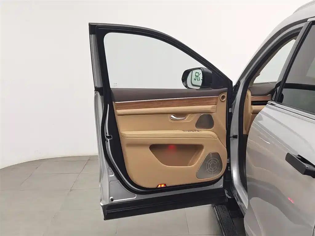 Wenjie M7 2024 1.5T AWD Plus Edition 5-seater — миниатюра 8