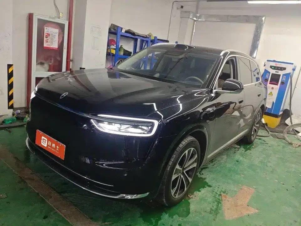 Wenjie M7 2026 Extended Range Ultra 4WD 5-Seater (192-line LiDAR) — миниатюра 1