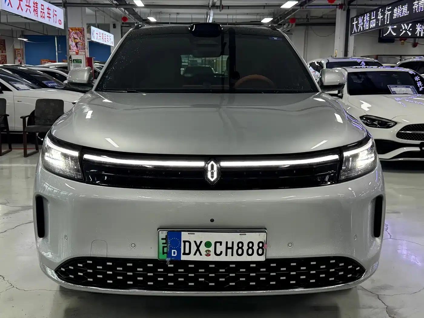 Wenjie M7 2024 1.5T Intelligent Driving 4WD Ultra Edition 6-seater — миниатюра 2