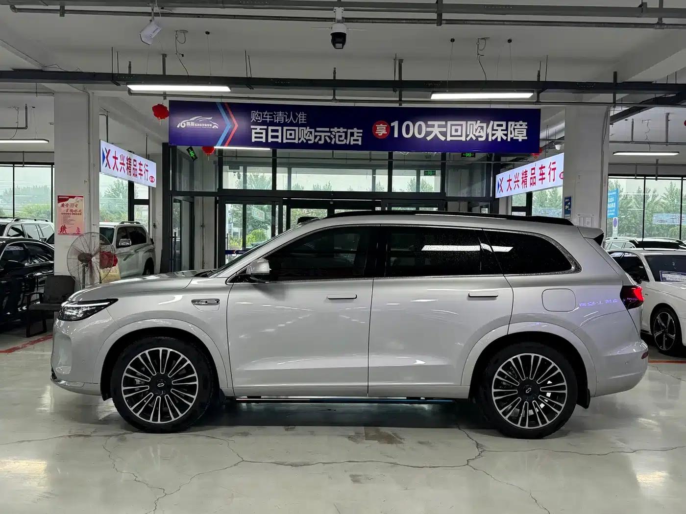 Wenjie M7 2024 1.5T Intelligent Driving 4WD Ultra Edition 6-seater — миниатюра 4