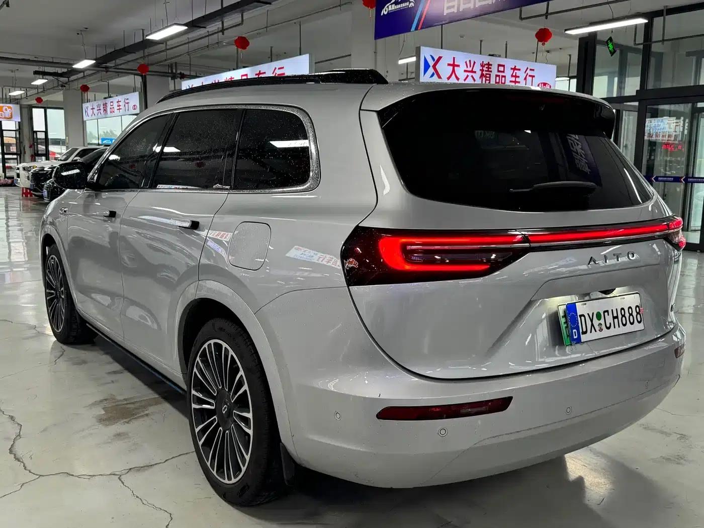Wenjie M7 2024 1.5T Intelligent Driving 4WD Ultra Edition 6-seater — миниатюра 6