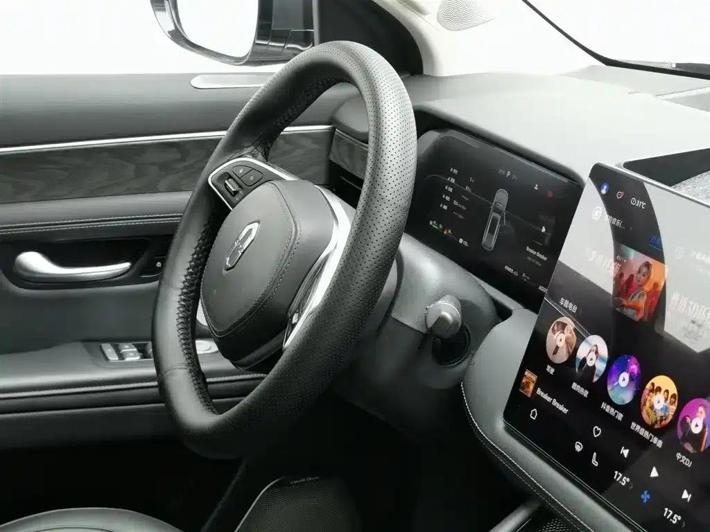 Wenjie M7 2022 1.5T AWD Luxury Edition — миниатюра 22