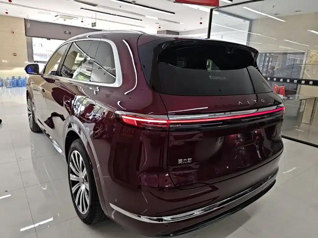 Wenjie M7 2026 Extended Range Ultra 4WD 5-Seater (192-line LiDAR) — миниатюра 5