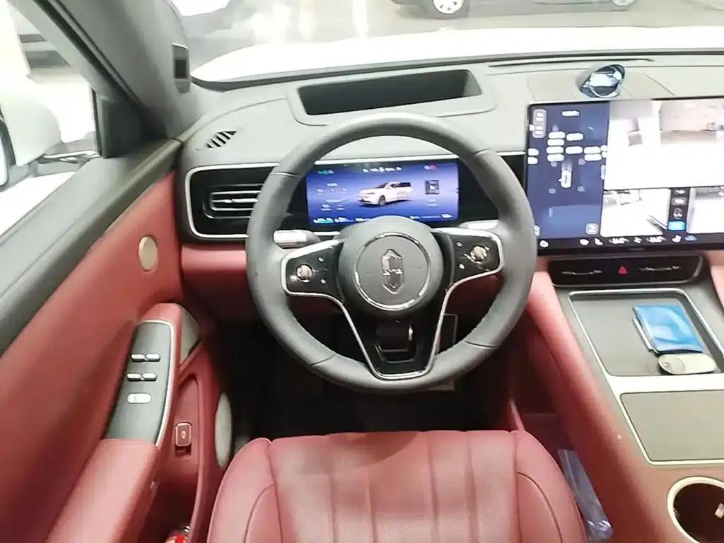 Wenjie M7 2026 Extended Range Ultra 4WD 6-Seater (192-line LiDAR) — миниатюра 11