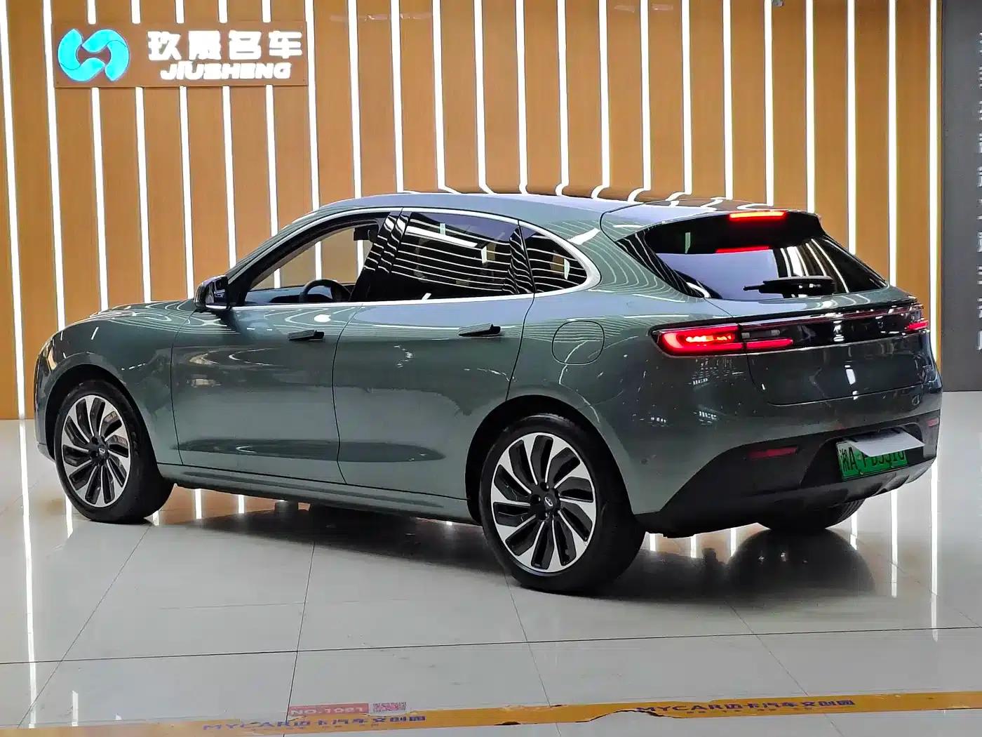 Wenjie M5 2022 Extended Range 4WD Ultimate Edition — миниатюра 18