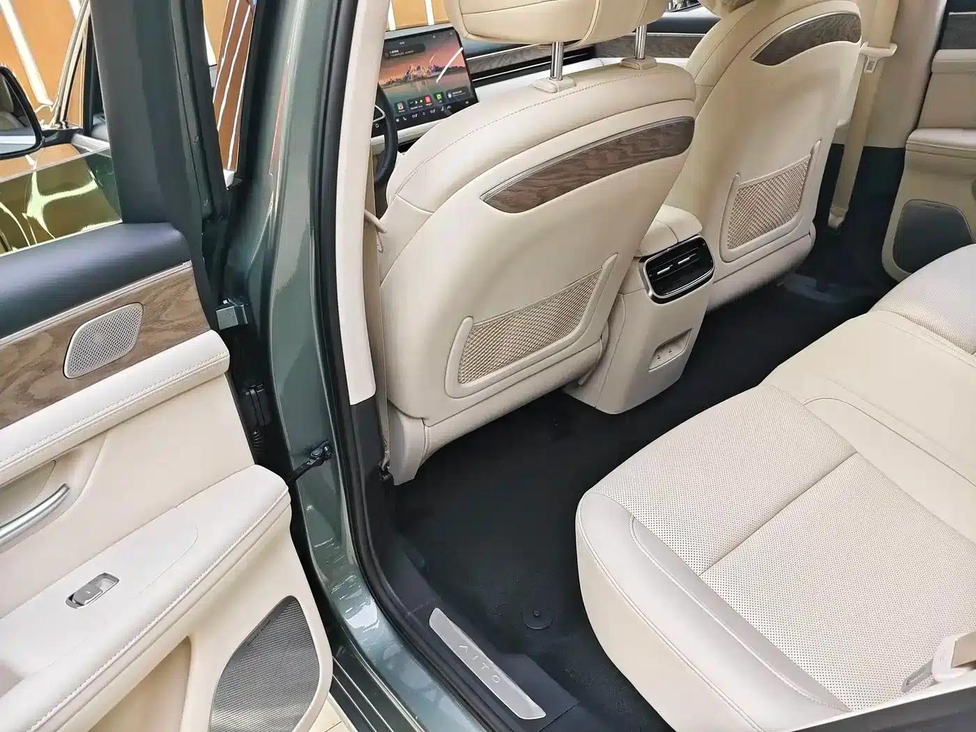 Wenjie M5 2022 Extended Range 4WD Ultimate Edition — миниатюра 8