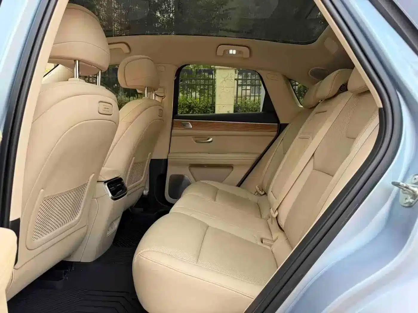 Wenjie M5 2023 Extended Range 4WD Intelligent Driving Edition — миниатюра 6