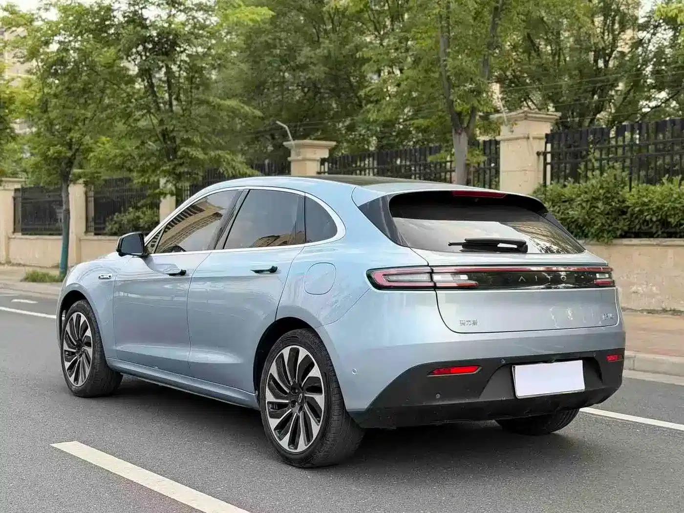 Wenjie M5 2023 Extended Range 4WD Intelligent Driving Edition — миниатюра 9