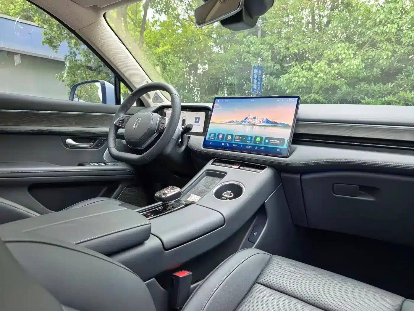 Wenjie M5 2022 Extended Range 4WD Flagship Edition — миниатюра 13