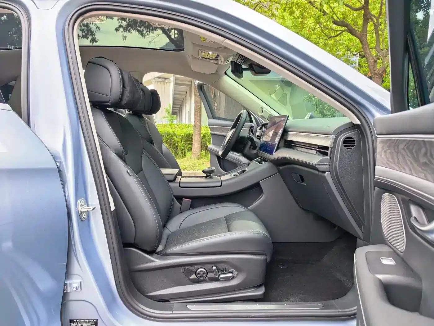 Wenjie M5 2022 Extended Range 4WD Flagship Edition — миниатюра 15