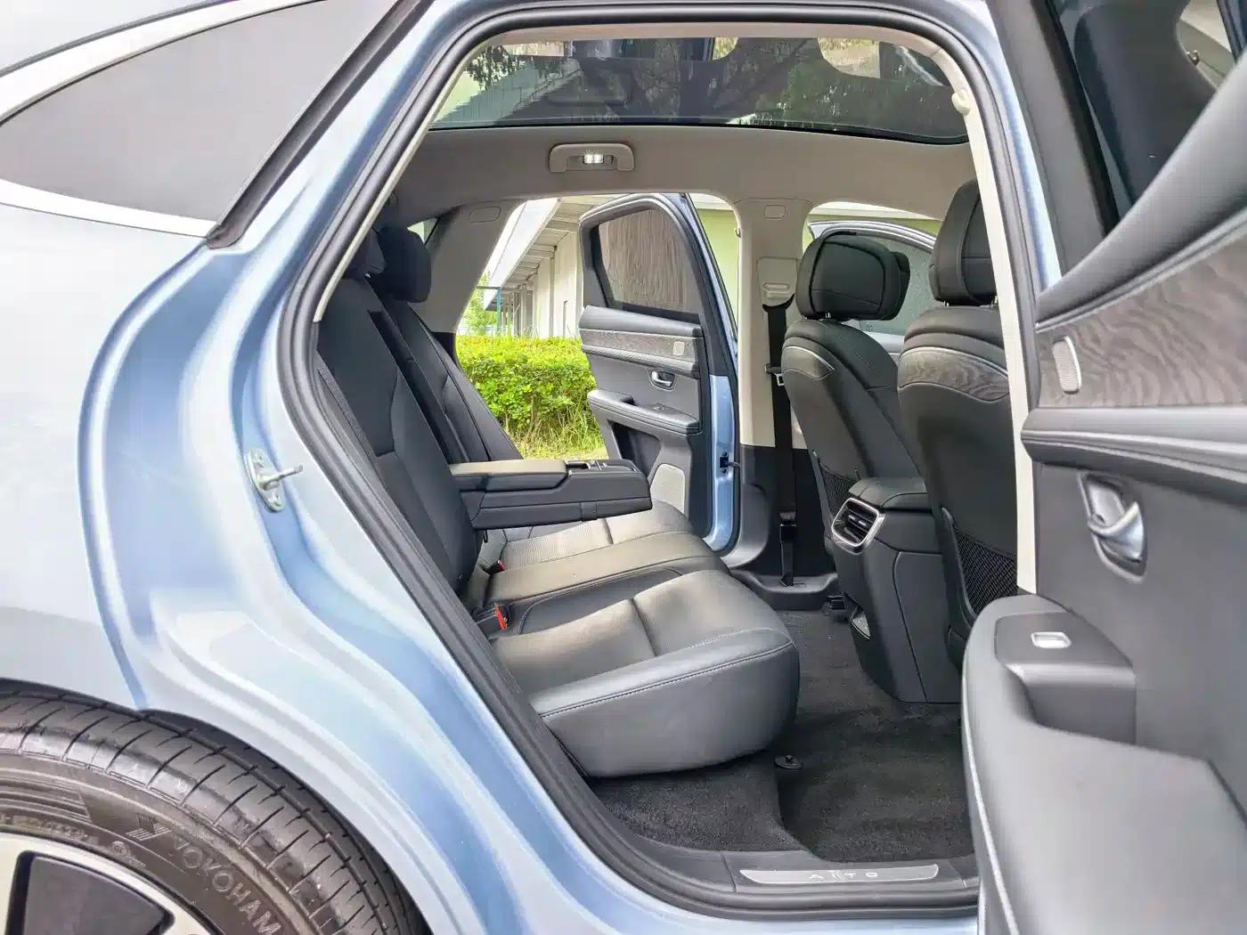 Wenjie M5 2022 Extended Range 4WD Flagship Edition — миниатюра 17