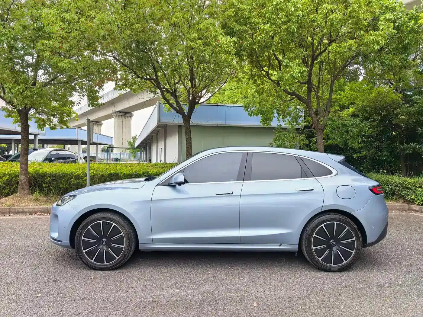 Wenjie M5 2022 Extended Range 4WD Flagship Edition — миниатюра 4