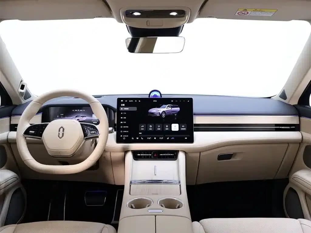 Wenjie M5 2025 Extended Range Ultra 4WD — миниатюра 13