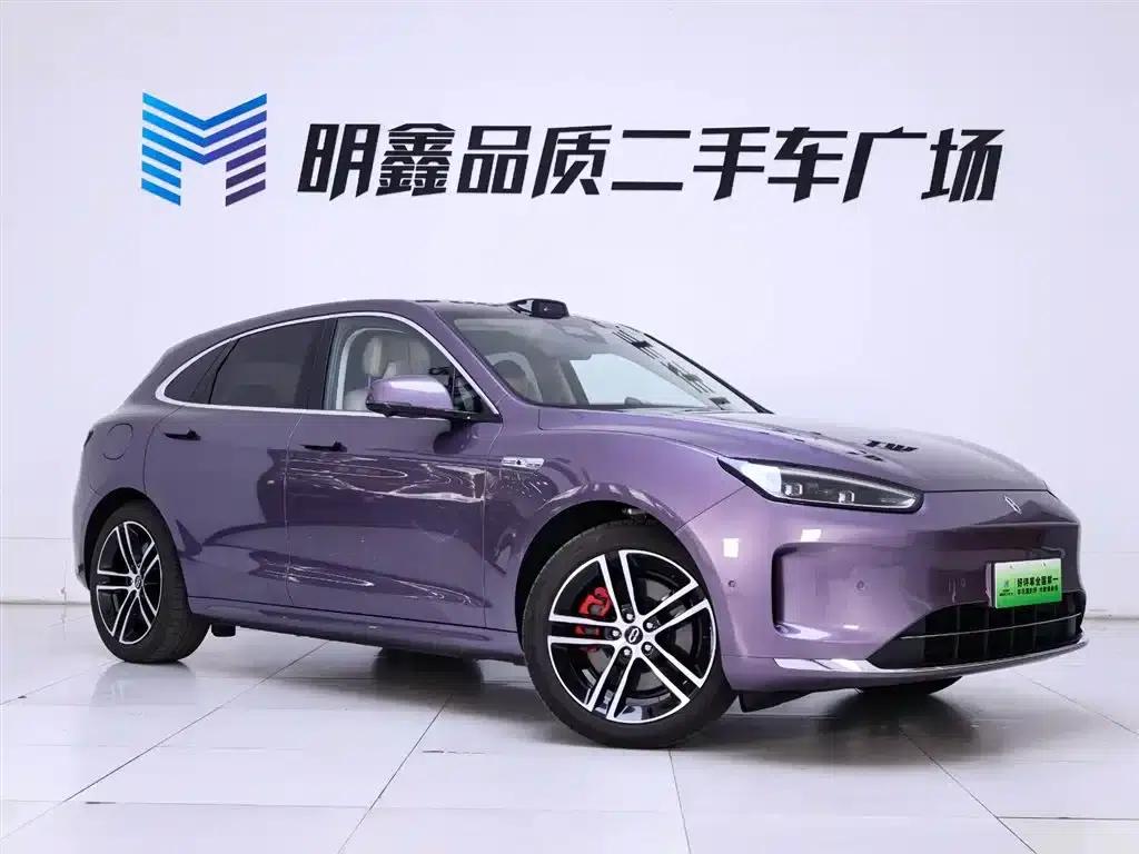 Wenjie M5 2025 Extended Range Ultra 4WD — миниатюра 5