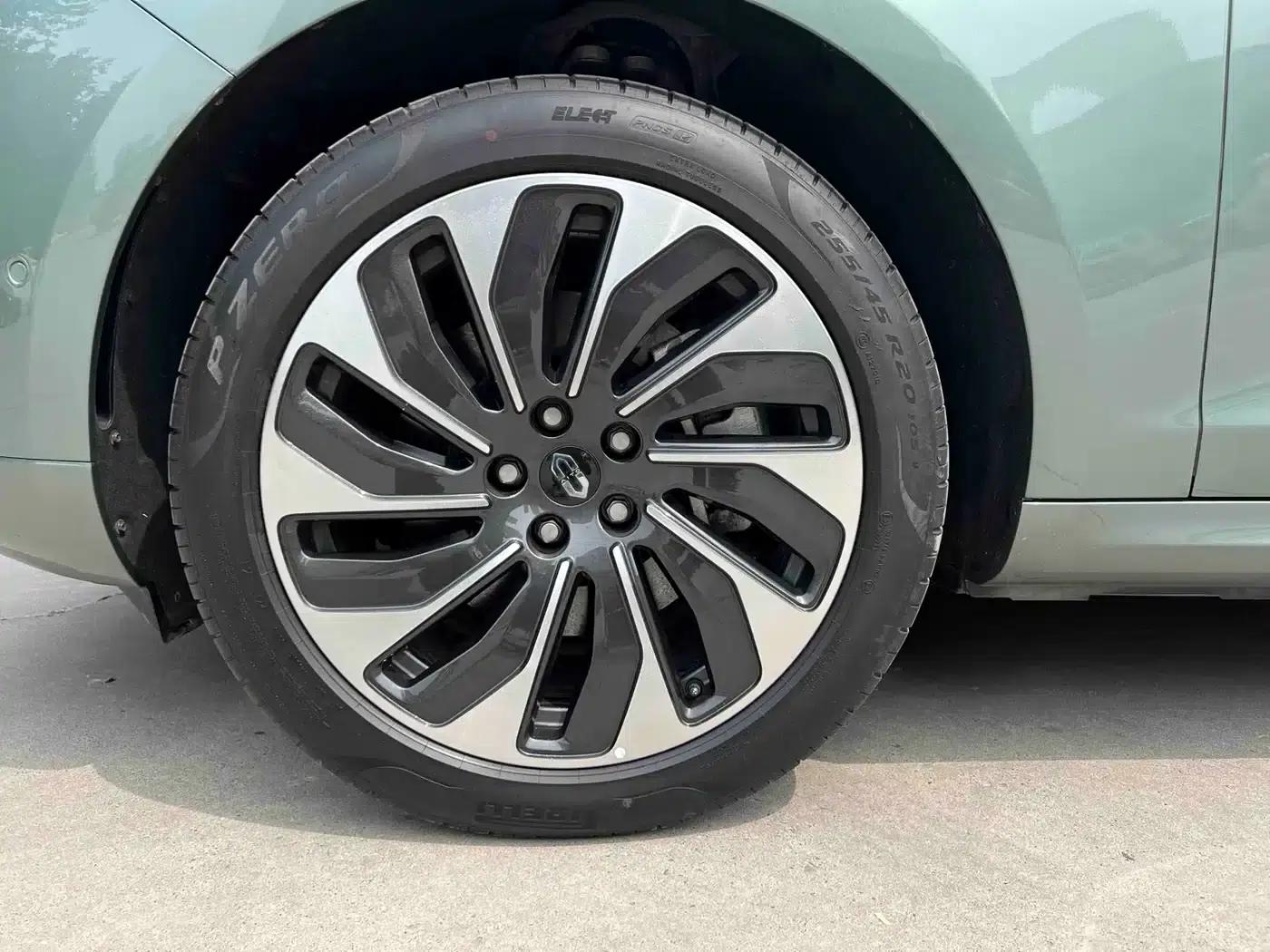 Wenjie M5 2023 Extended Range 4WD Intelligent Driving Edition — миниатюра 14