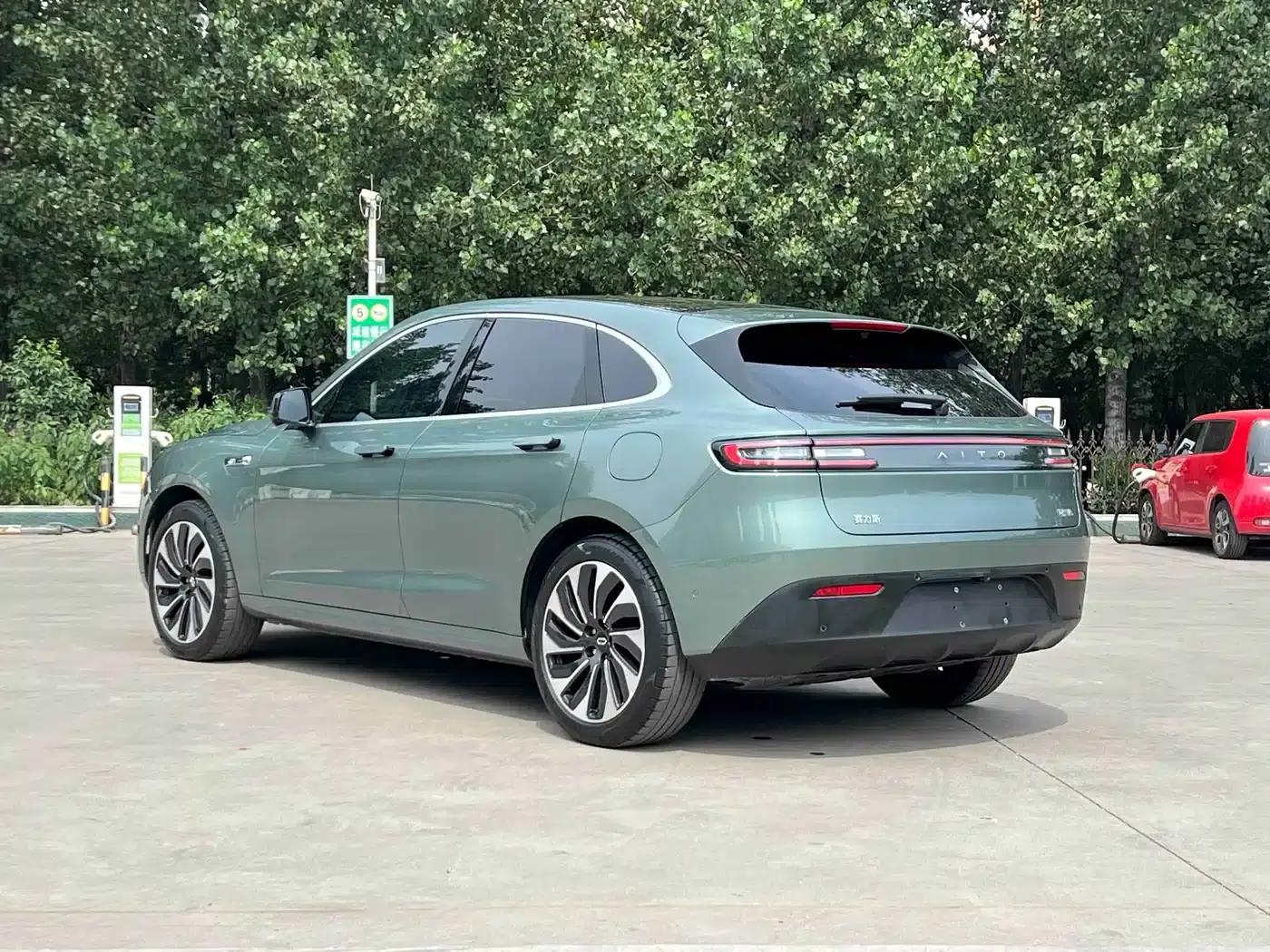 Wenjie M5 2023 Extended Range 4WD Intelligent Driving Edition — миниатюра 15