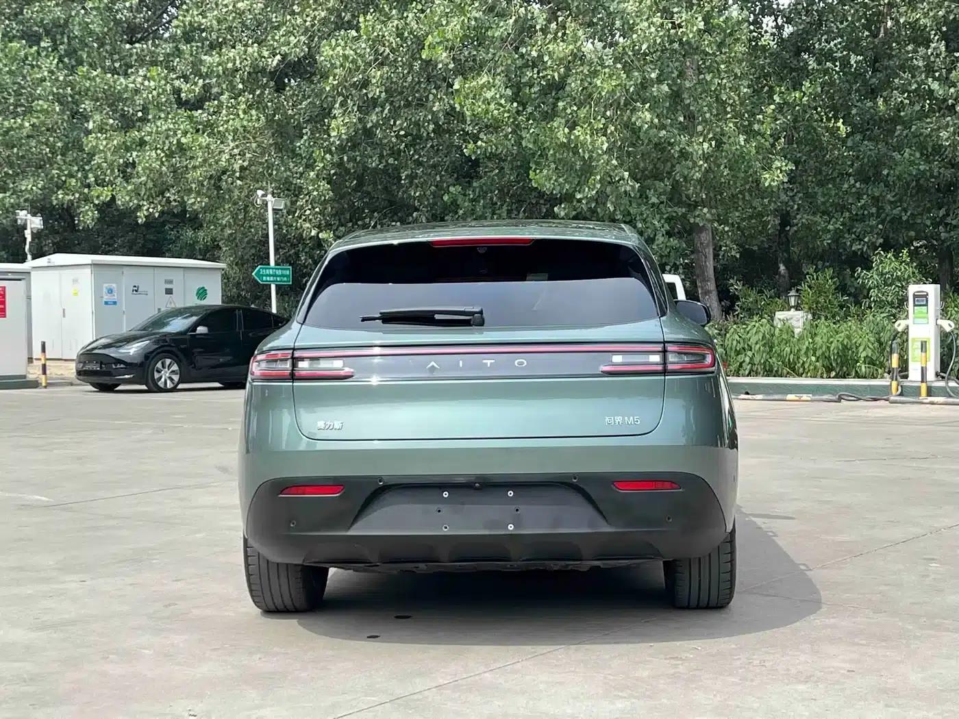 Wenjie M5 2023 Extended Range 4WD Intelligent Driving Edition — миниатюра 16