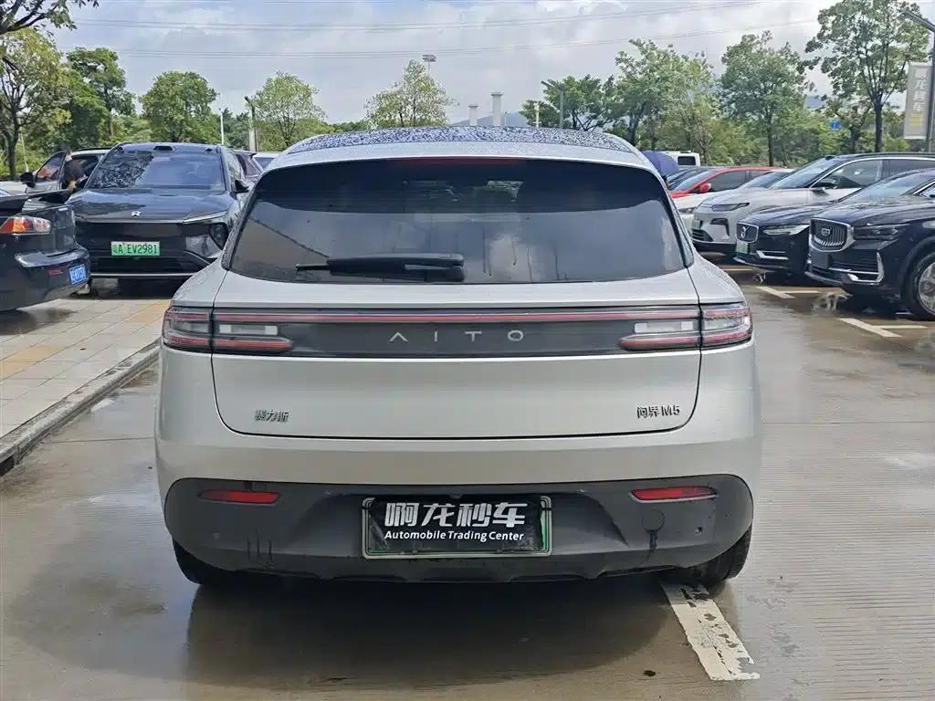 Wenjie M5 2022 Extended Range AWD Performance Edition — миниатюра 4