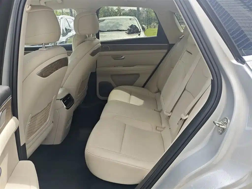 Wenjie M5 2022 Extended Range AWD Performance Edition — миниатюра 7