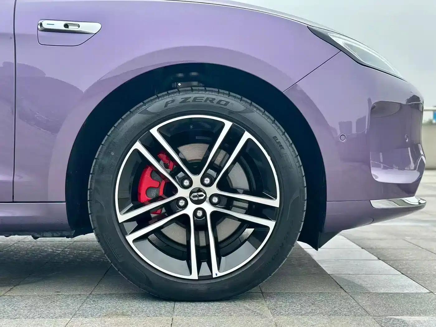 Wenjie M5 2025 Extended Range Ultra 4WD — миниатюра 7