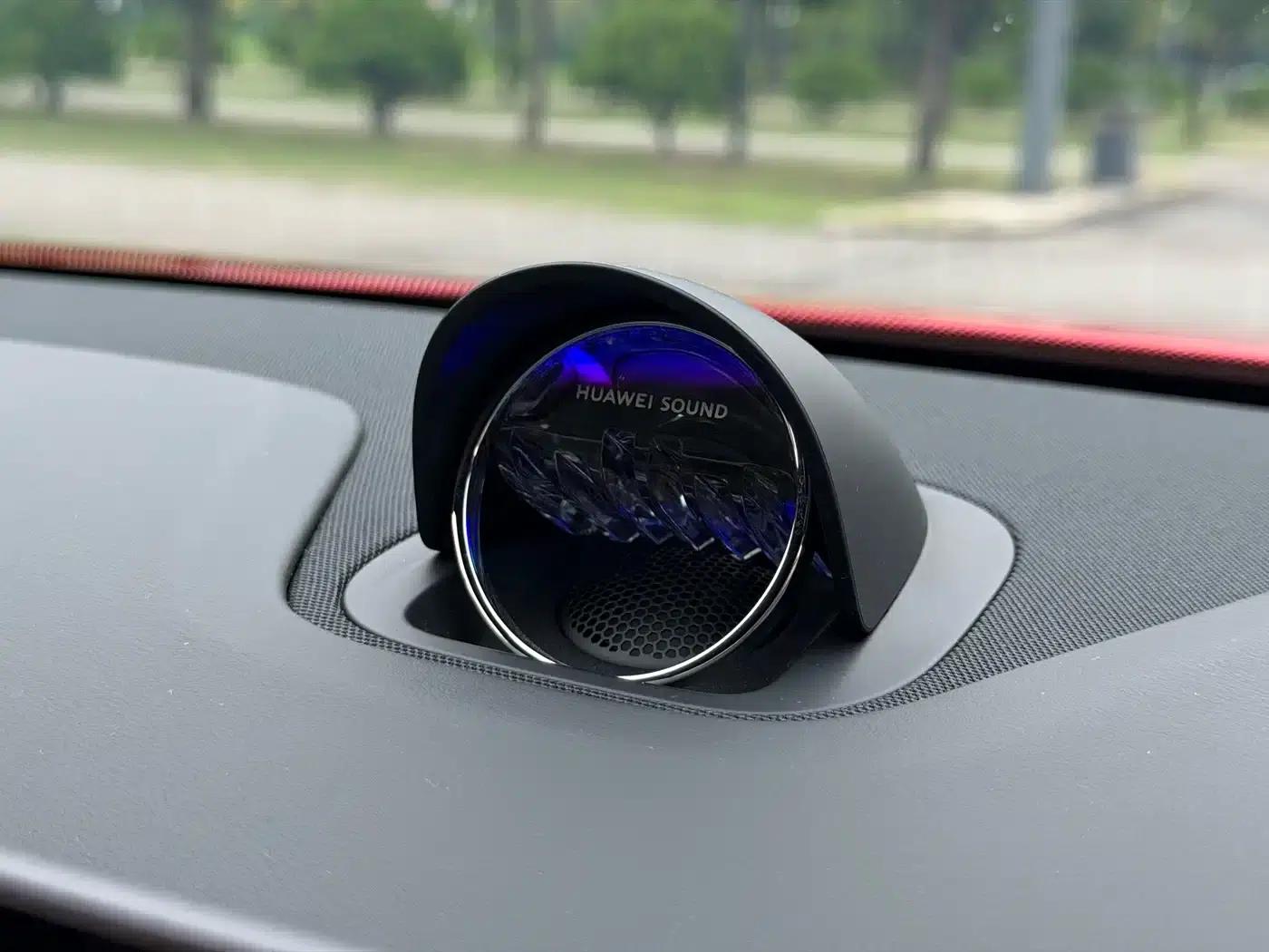Wenjie M5 2024 Range Extended Max Rear-Wheel Drive High-End Intelligent Driving Edition — миниатюра 20