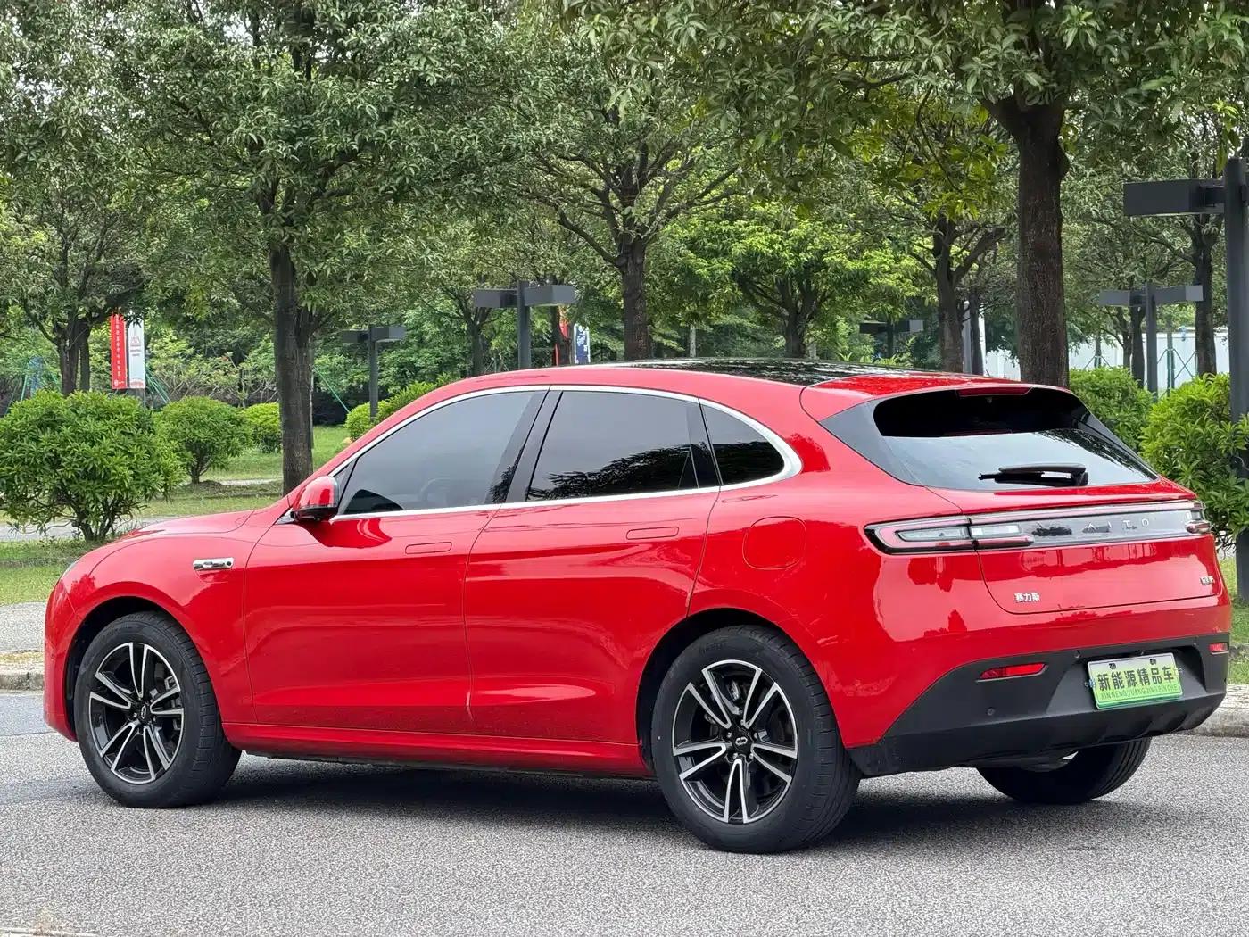 Wenjie M5 2024 Range Extended Max Rear-Wheel Drive High-End Intelligent Driving Edition — миниатюра 4