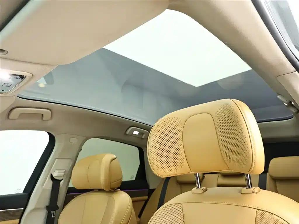 Wenjie M5 2022 Extended Range 4WD Ultimate Edition — миниатюра 11