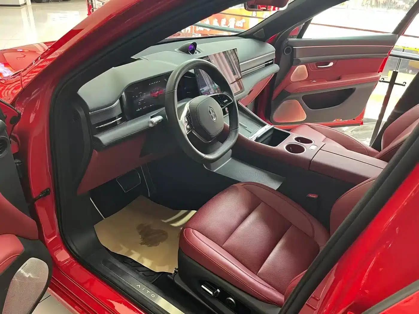 Wenjie M5 2025 Extended Range Ultra 4WD — миниатюра 7
