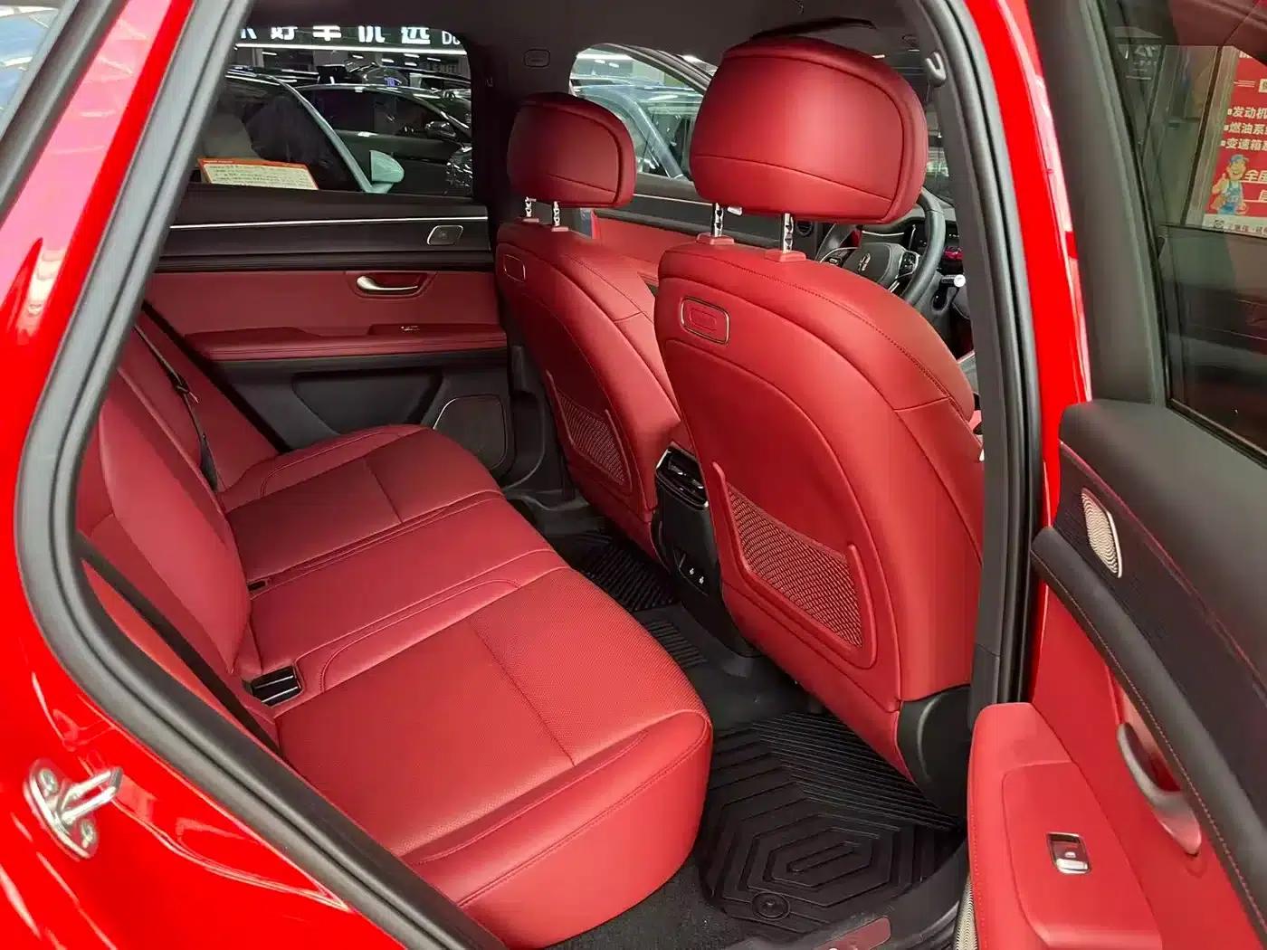 Wenjie M5 2025 Extended Range Ultra 4WD — миниатюра 10