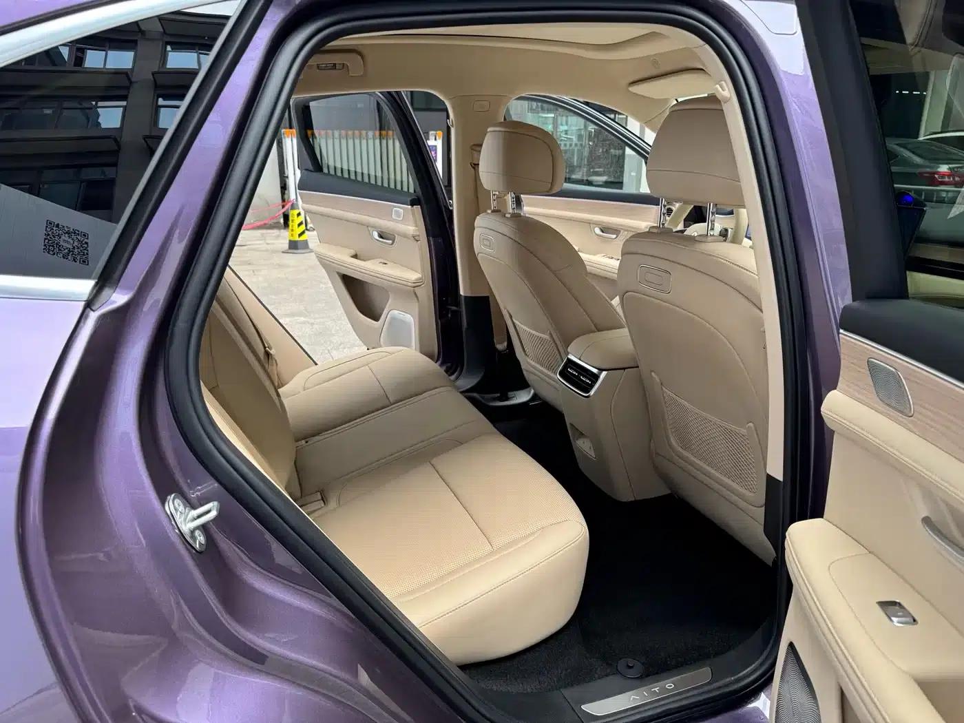 Wenjie M5 2025 Extended Range Ultra 4WD — миниатюра 17