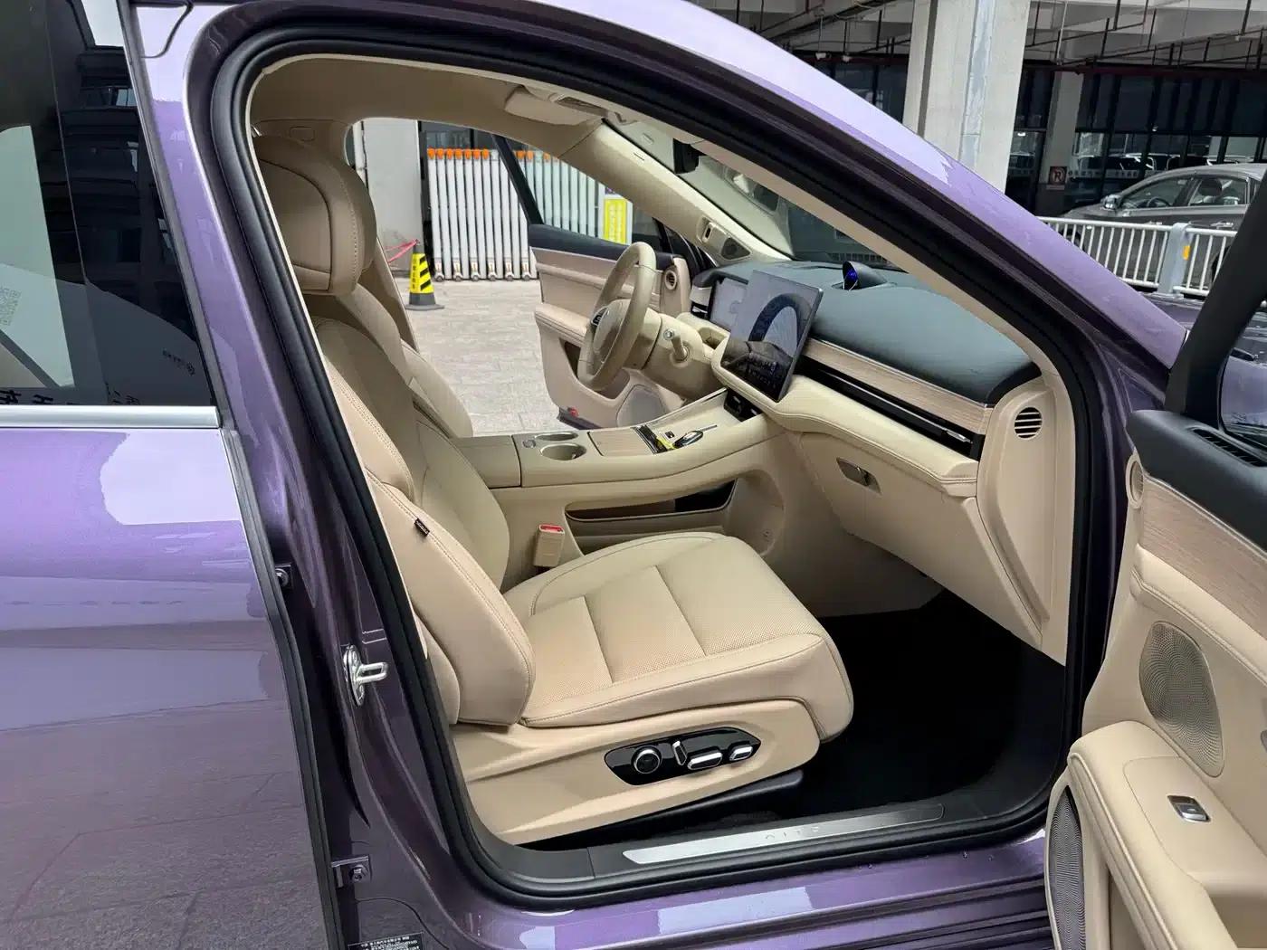 Wenjie M5 2025 Extended Range Ultra 4WD — миниатюра 9