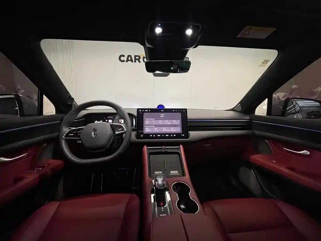 Wenjie M5 2024 Range Extended Max RS 4WD High-End Intelligent Driving Edition — миниатюра 12