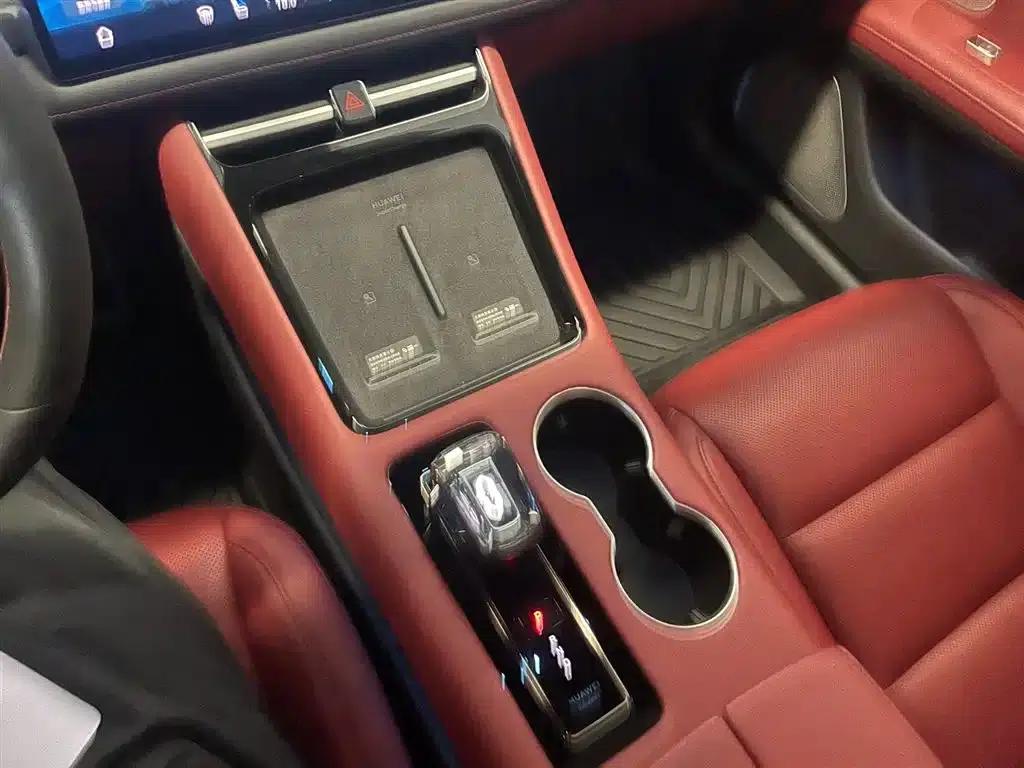 Wenjie M5 2024 Range Extended Max RS 4WD High-End Intelligent Driving Edition — миниатюра 14