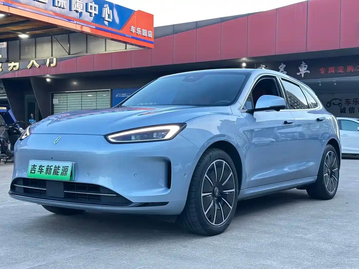 Wenjie M5 2022 Pure Electric Four-Wheel Drive Performance Edition — миниатюра 1